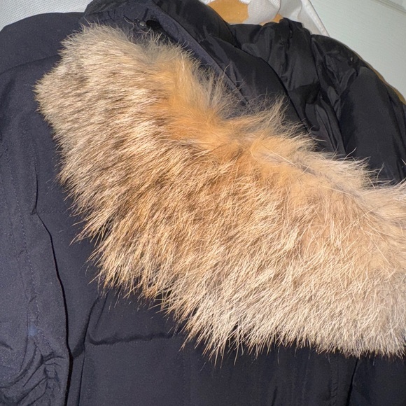 Women’s Canada Goose- medium - Picture 15 of 15